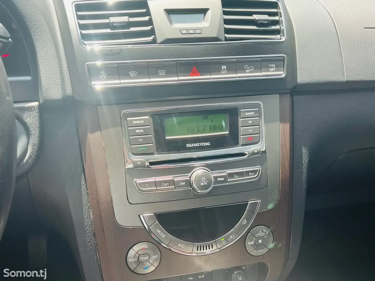 Ssang Yong Rexton 2014 · 2.0 AT