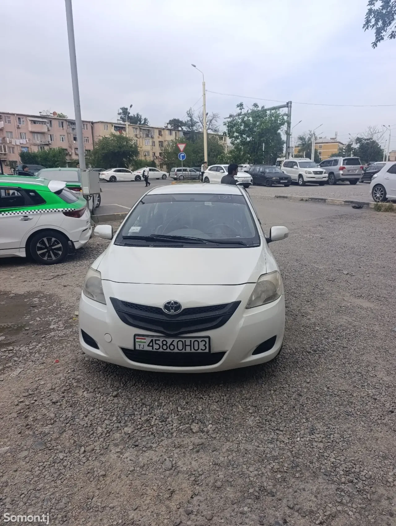 Toyota Belta 2009 · 1.3 AT