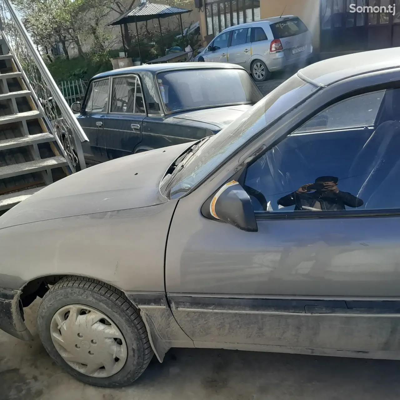 Opel Vectra A 1990 · 1.6 MT