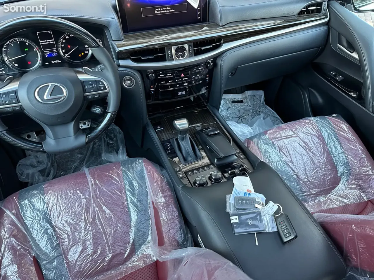 Lexus LX series 2022 · 5.7 AT