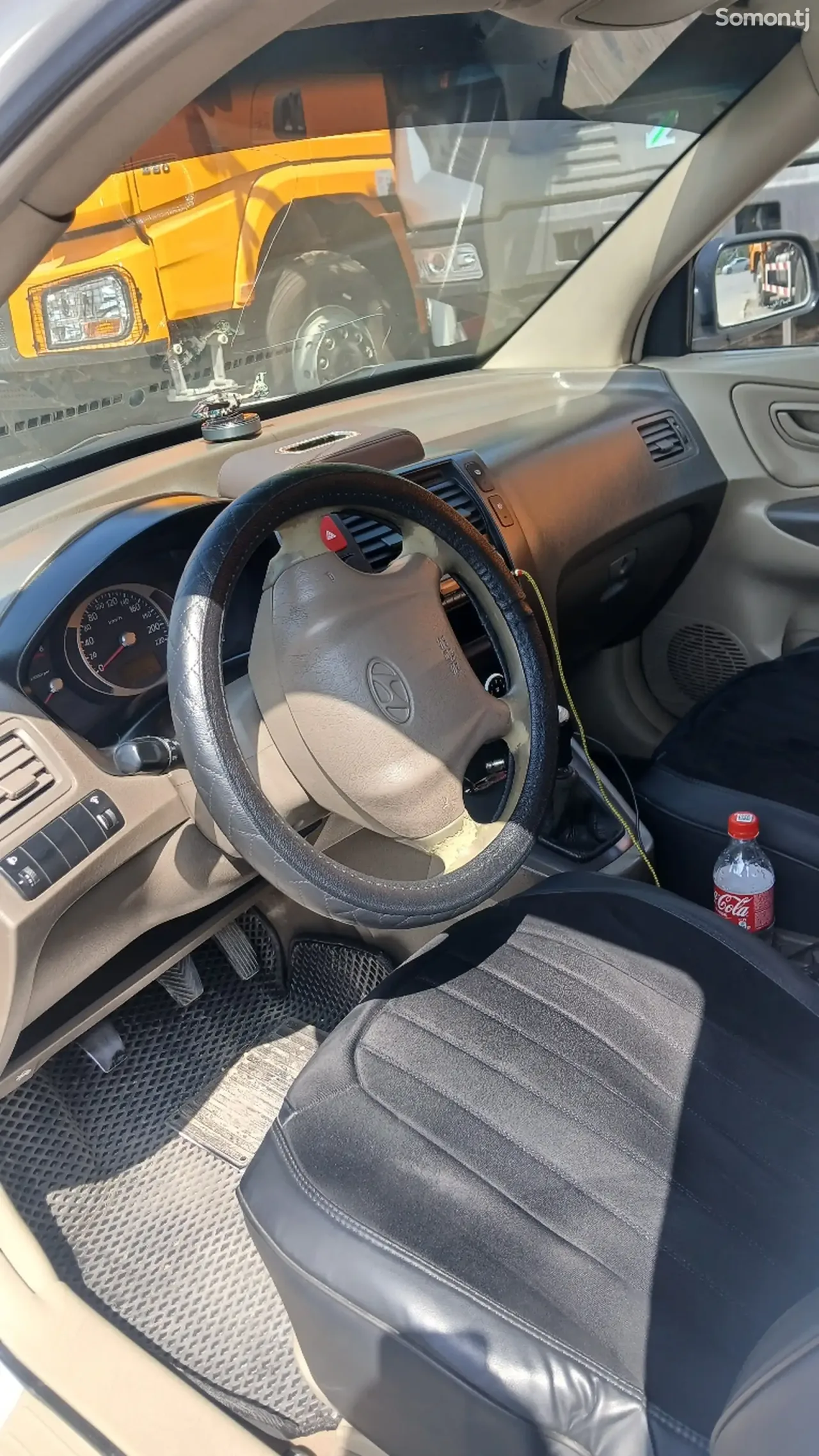 Hyundai Tucson 2007 · 2.0 MT