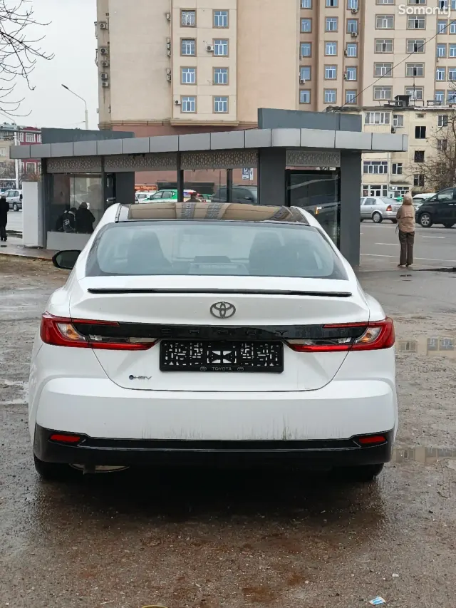 Toyota Camry 2025 · 2.5 AT