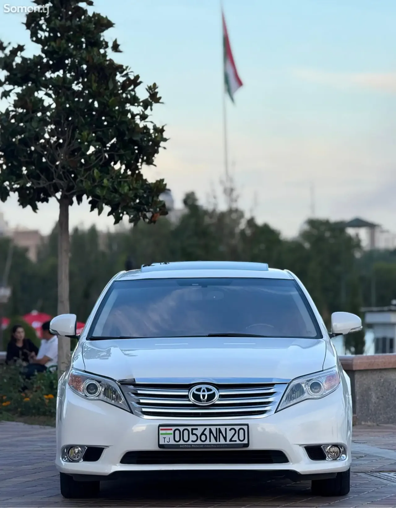 Toyota Avalon 2010 · 3.5 AT