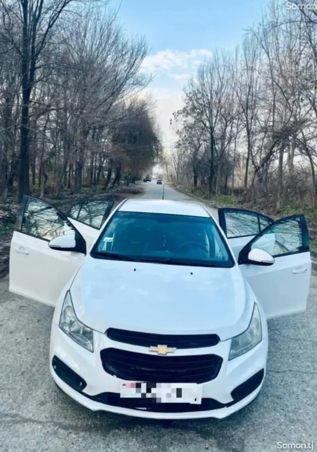 Chevrolet Cruze 2016 · 1.8 AT