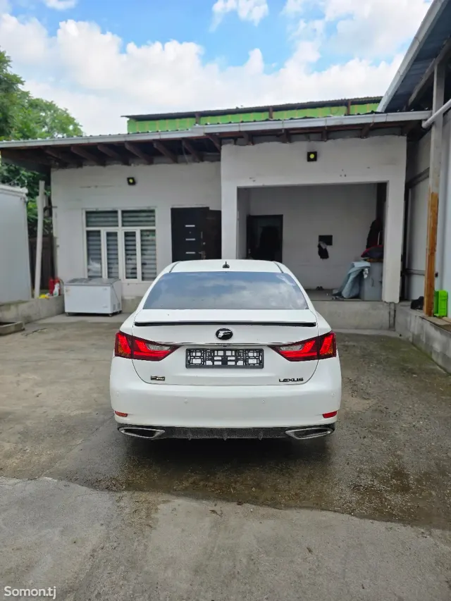 Lexus GS series 2012 · 3.5 AT