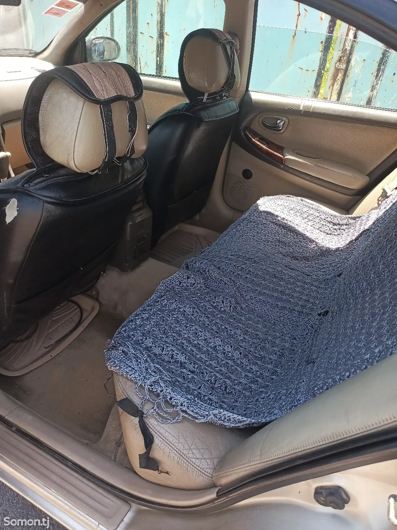 Nissan Cefiro 2001 · 2.0 AT