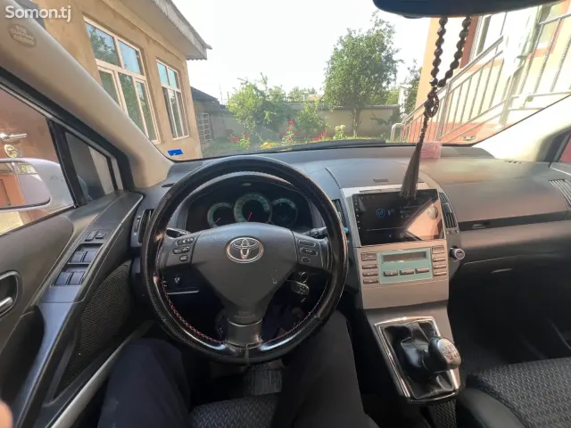 Toyota Verso 2007 · 2.2 MT