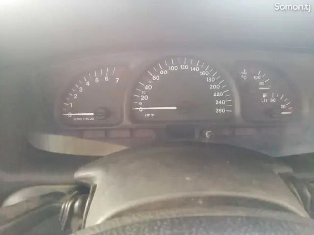 Opel Vectra B 1996 · 1.8 MT