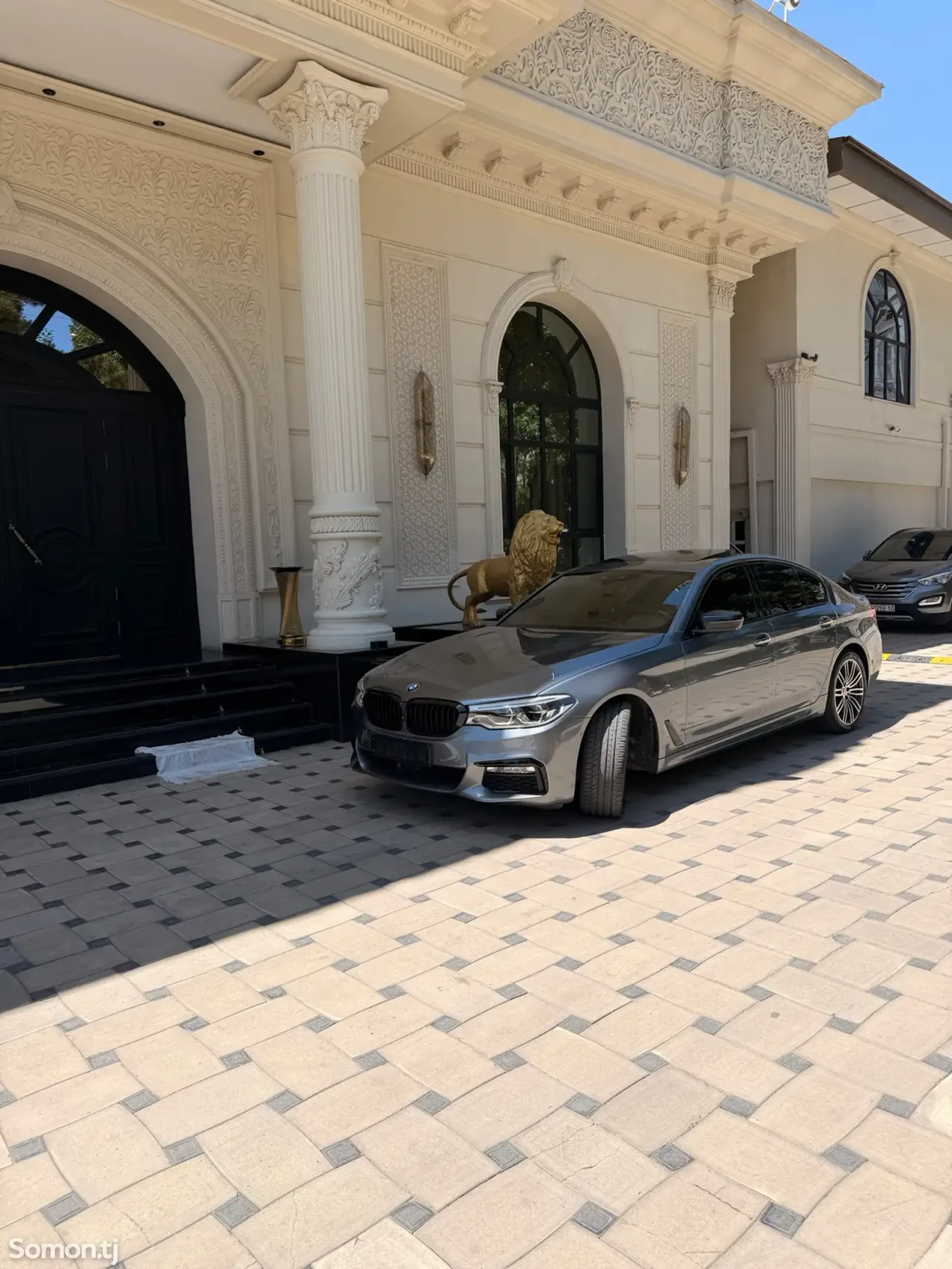 BMW 5 series 2017 · 3.0 AT