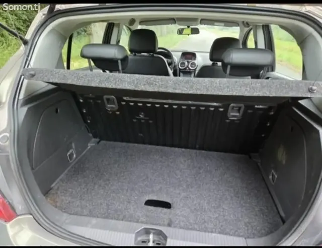 Opel Corsa 2014 · 1.3 MT