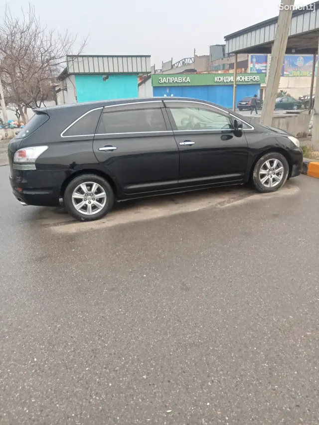 Toyota Mark X ZiO 2012 · 2.4 AT