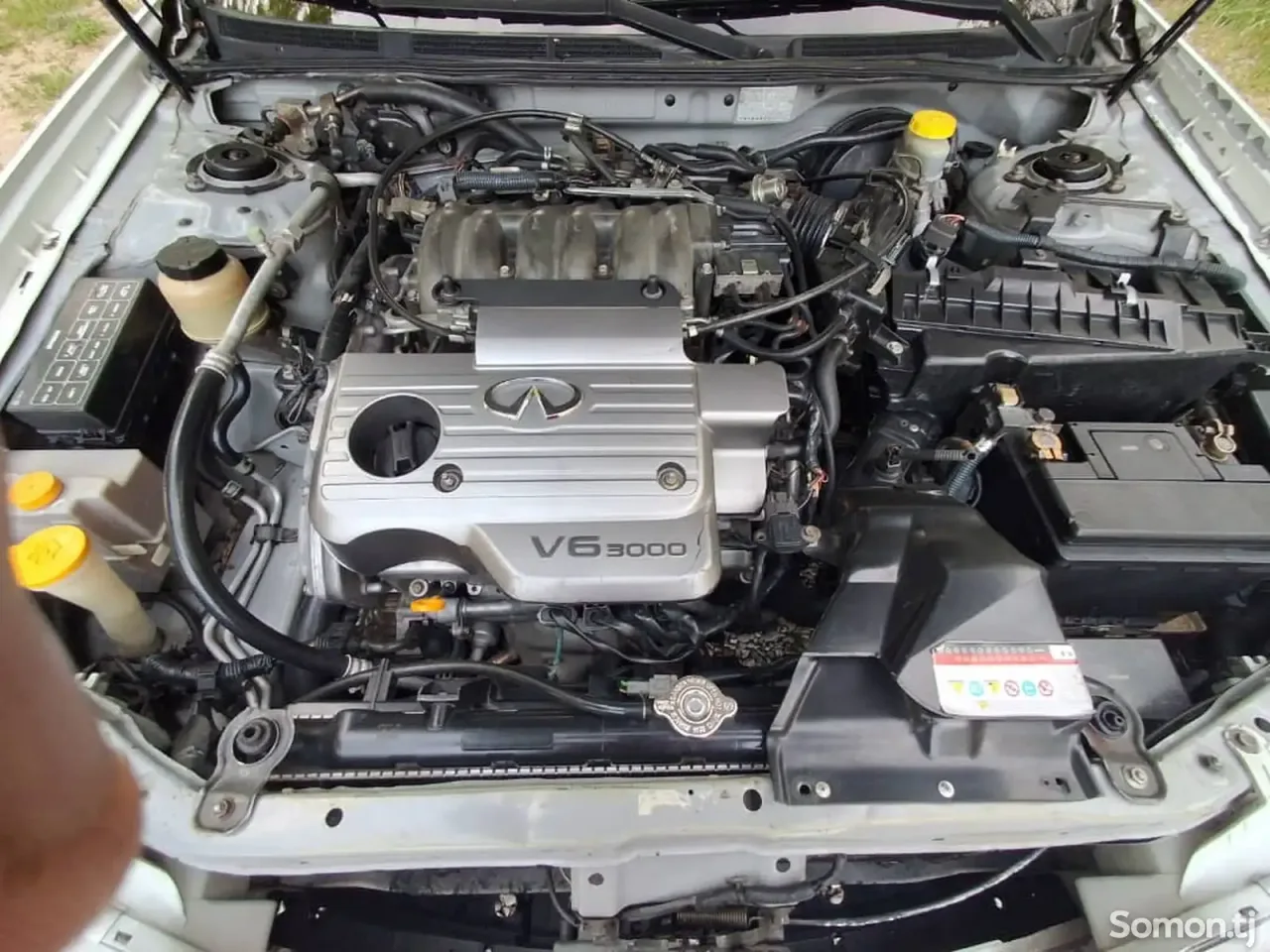 Nissan Maxima 2004 · 2.5 MT