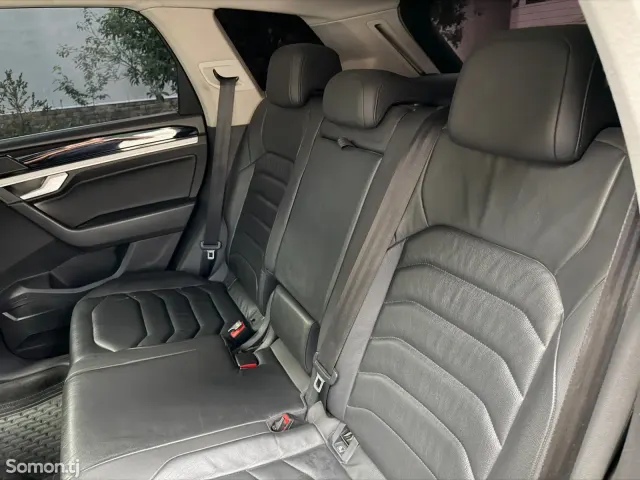Volkswagen Touareg 2019 · 3.0 AT