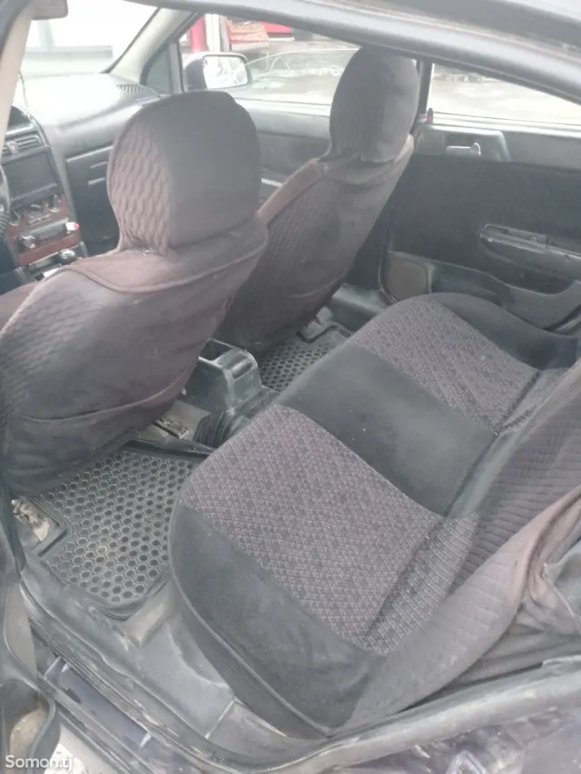 Opel Astra G 1998 · 1.6 MT