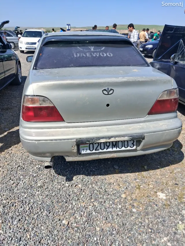 Daewoo Nexia 1996 · 1.6 MT