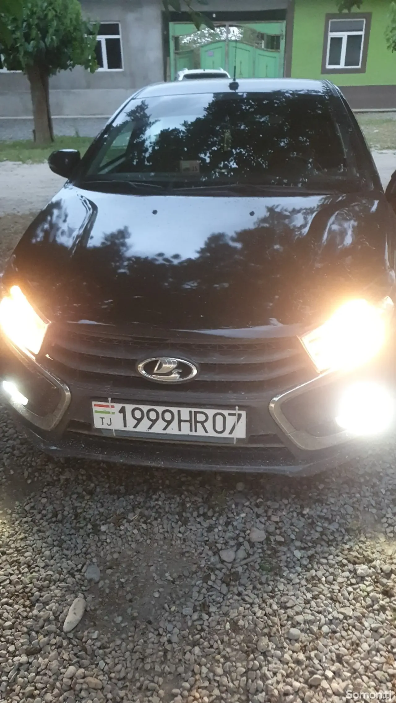 Lada (ВАЗ) Vesta 2019 · 1.6 MT