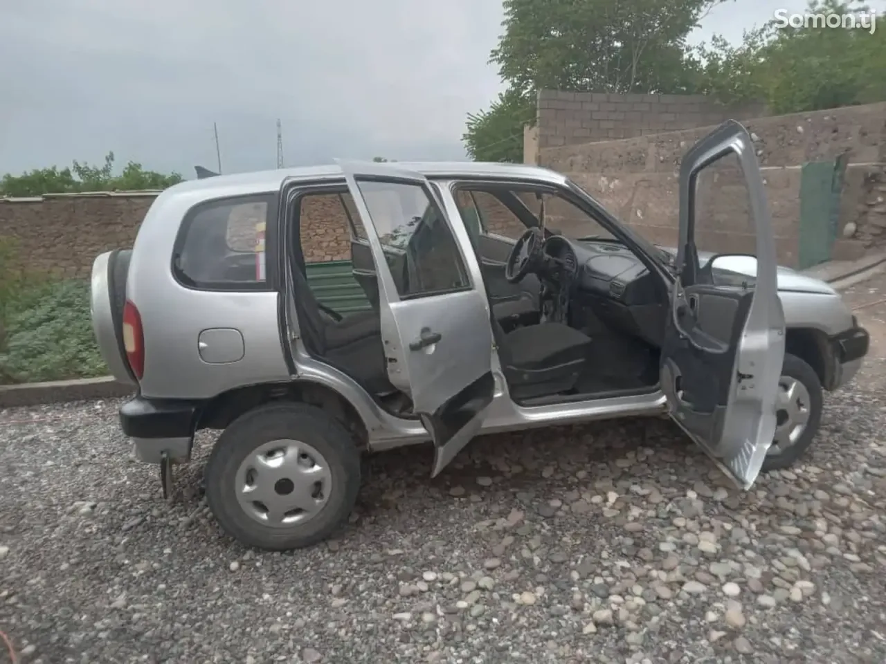 Chevrolet Niva 2007 · 1.6 MT