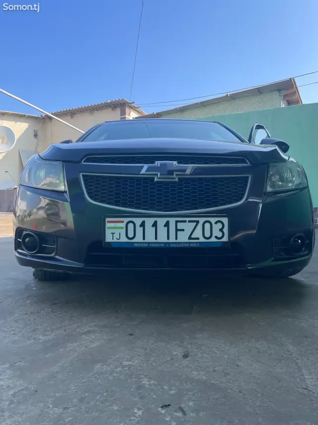 Chevrolet Cruze 2012 · 1.6 AT