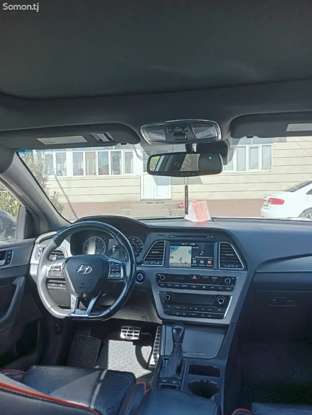 Hyundai Sonata 2014 · 2.0 AT
