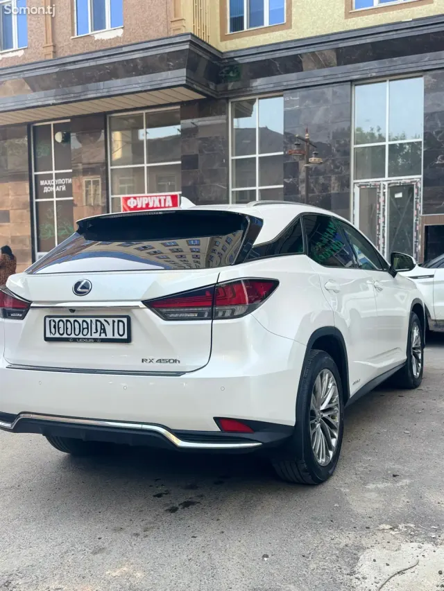 Lexus RX series 2021 · 4.5 AT