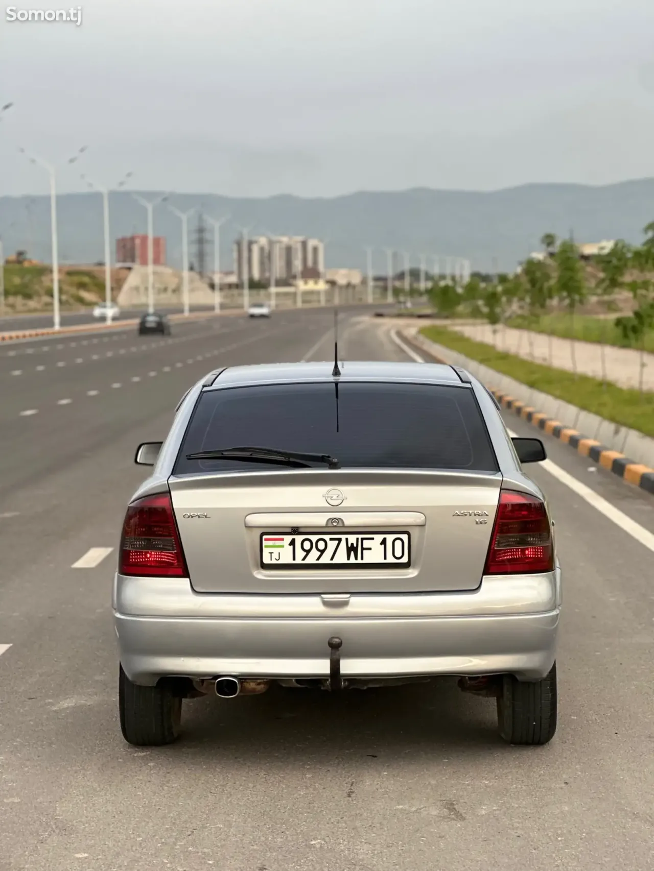 Opel Astra G 2000 · 1.6 MT