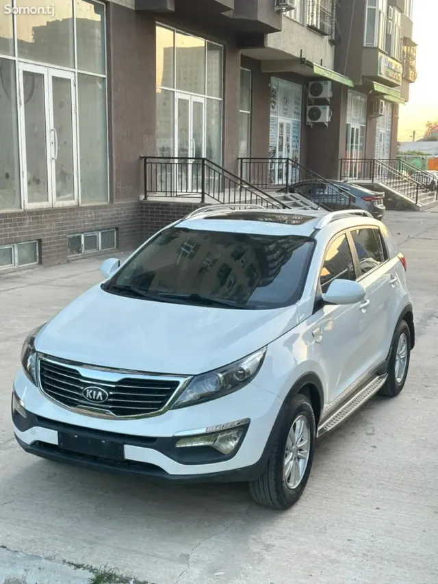 Kia Sportage 2015 · 2.0 AT