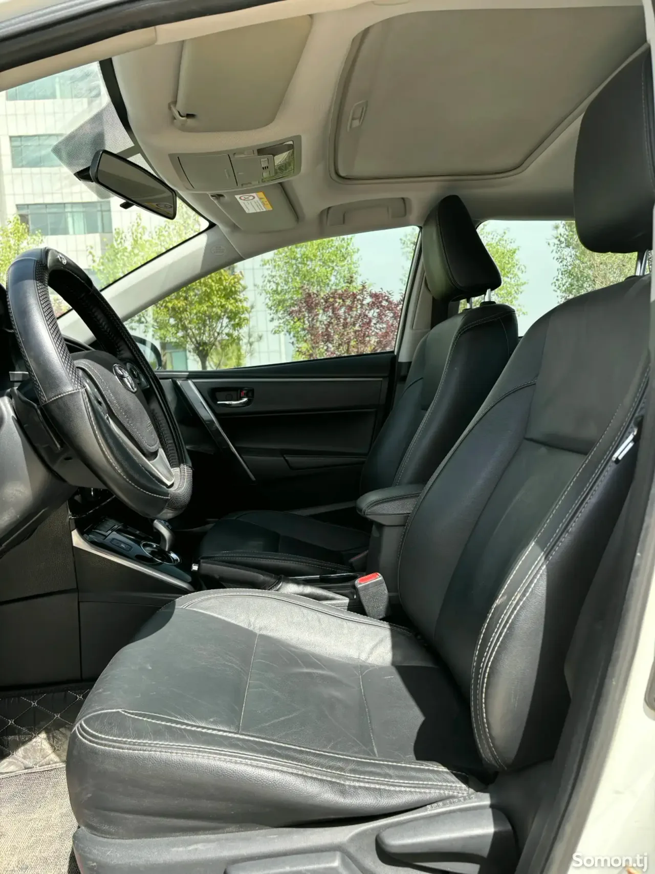 Toyota Corolla 2016 · 1.8 AT