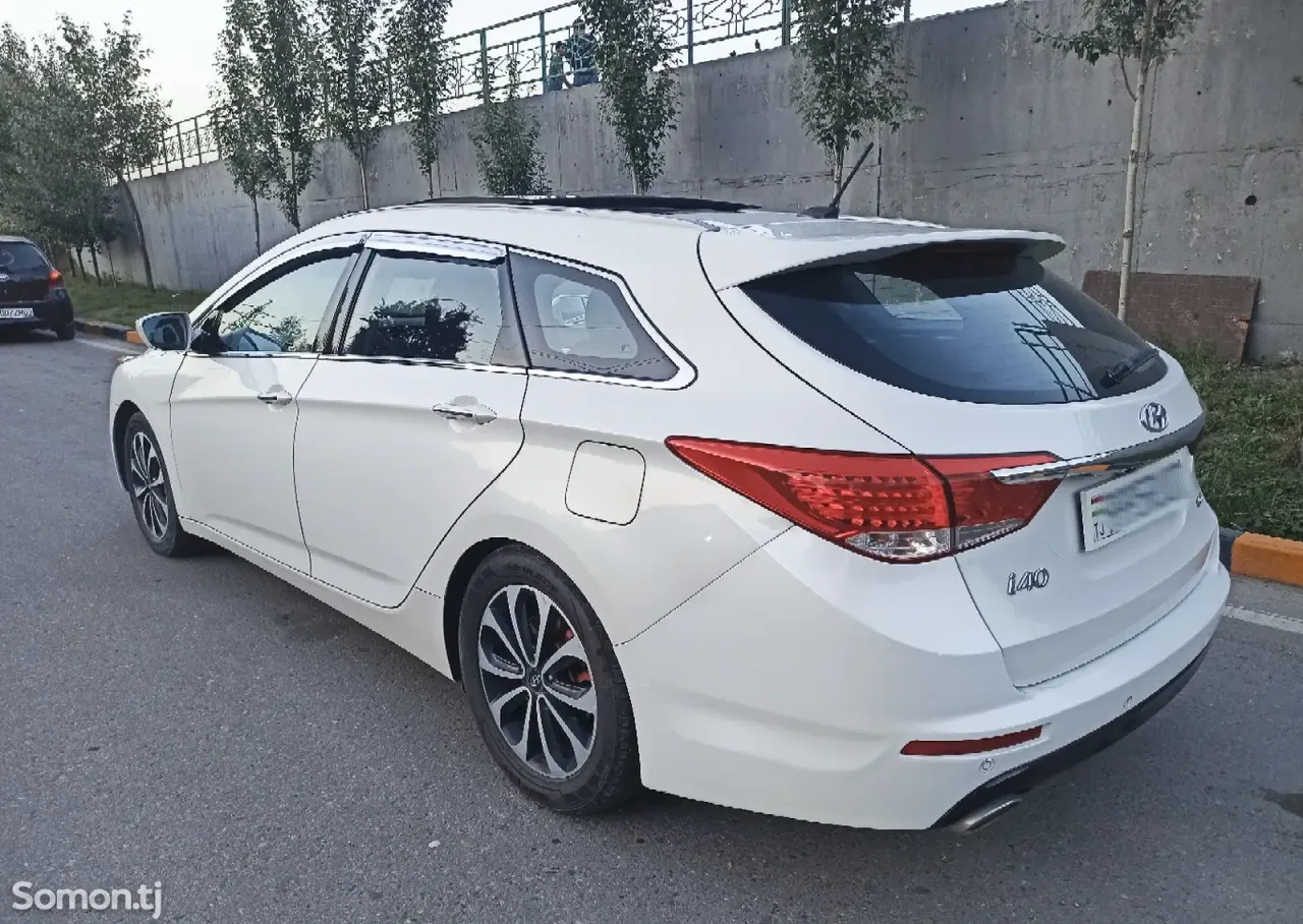 Hyundai i40 2011 · 2.0 AT