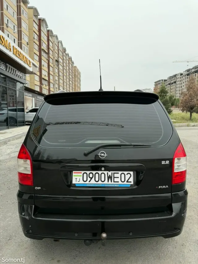 Opel Zafira 2002 · 2.2 AT
