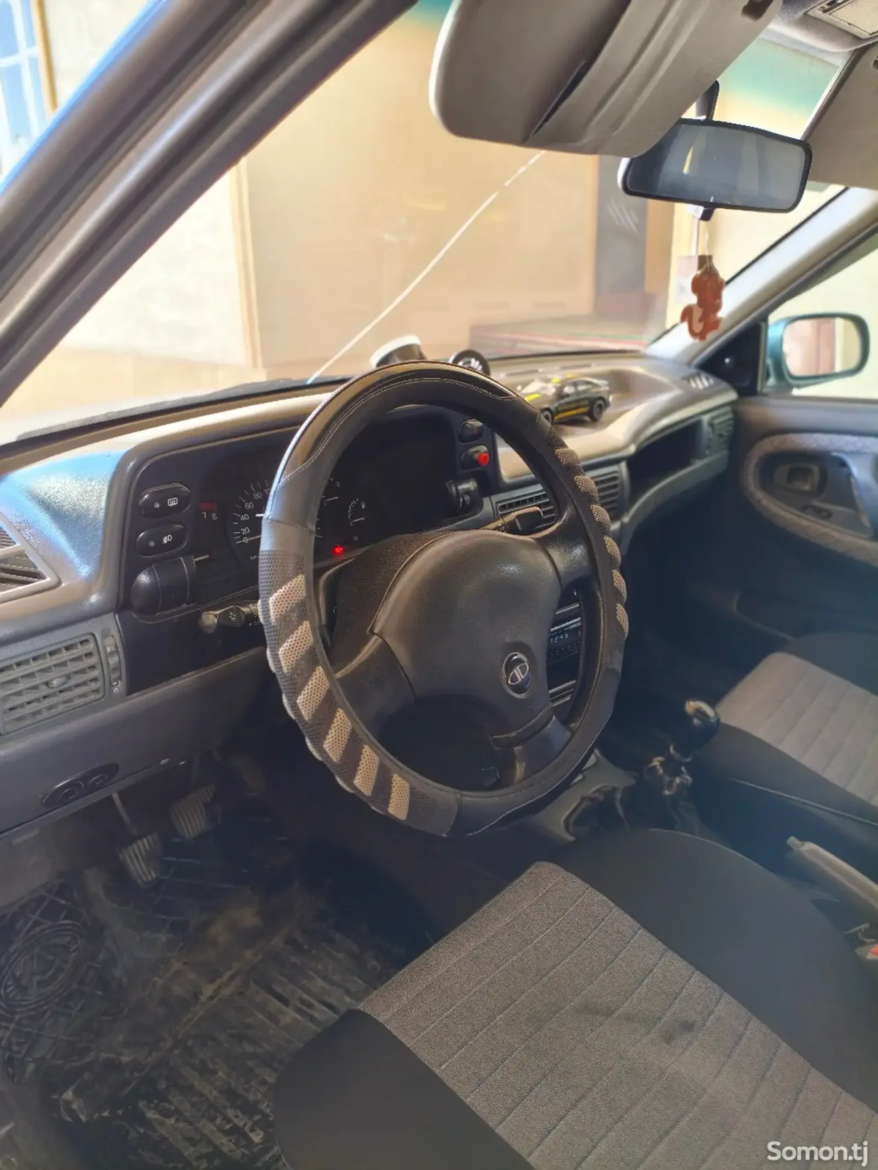 Daewoo Nexia 1996 · 1.6 MT