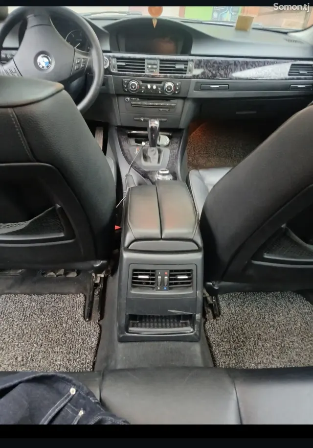 BMW 3 series 2011 · 2.0 AT