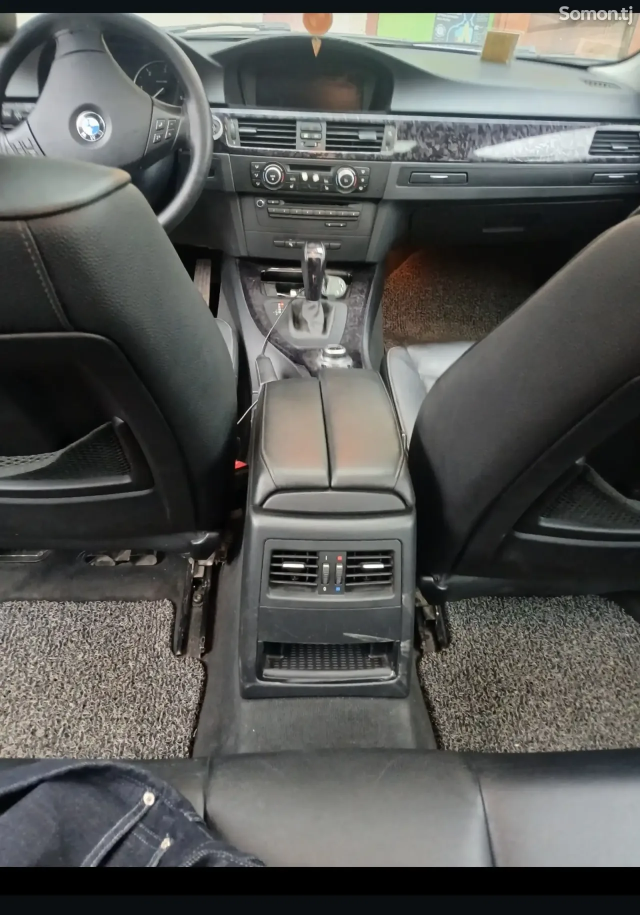 BMW 3 series 2011 · 2.0 AT