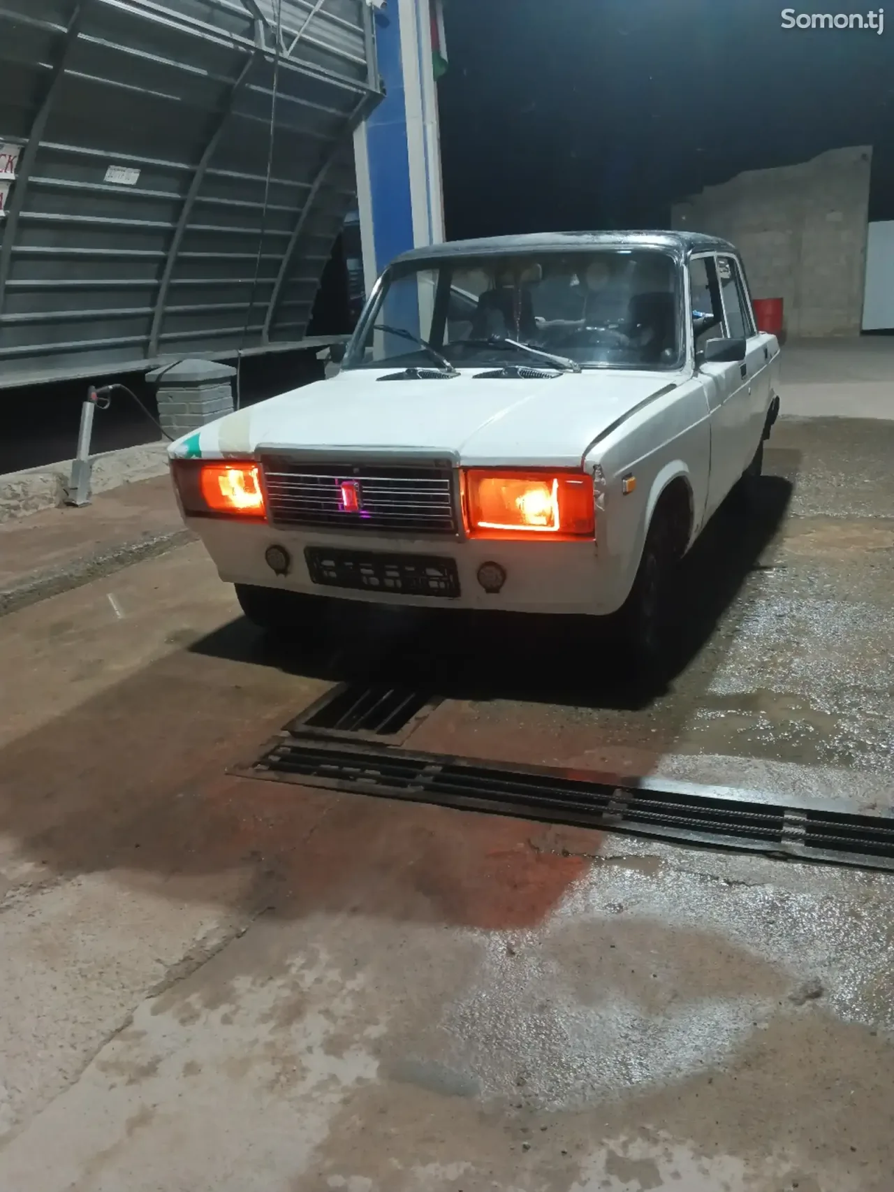 Lada (ВАЗ) 2107 1995 · 1.4 MT