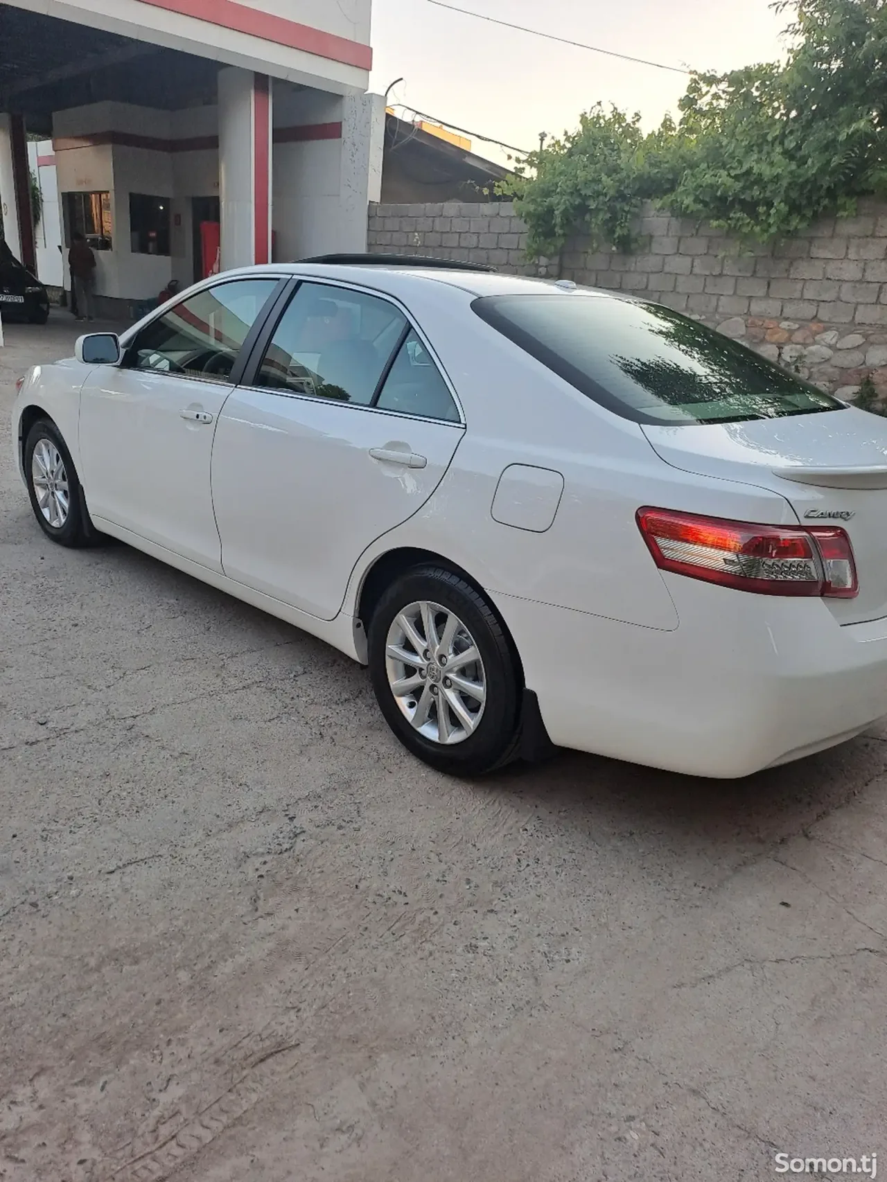 Toyota Camry 2011 · 2.5 AT