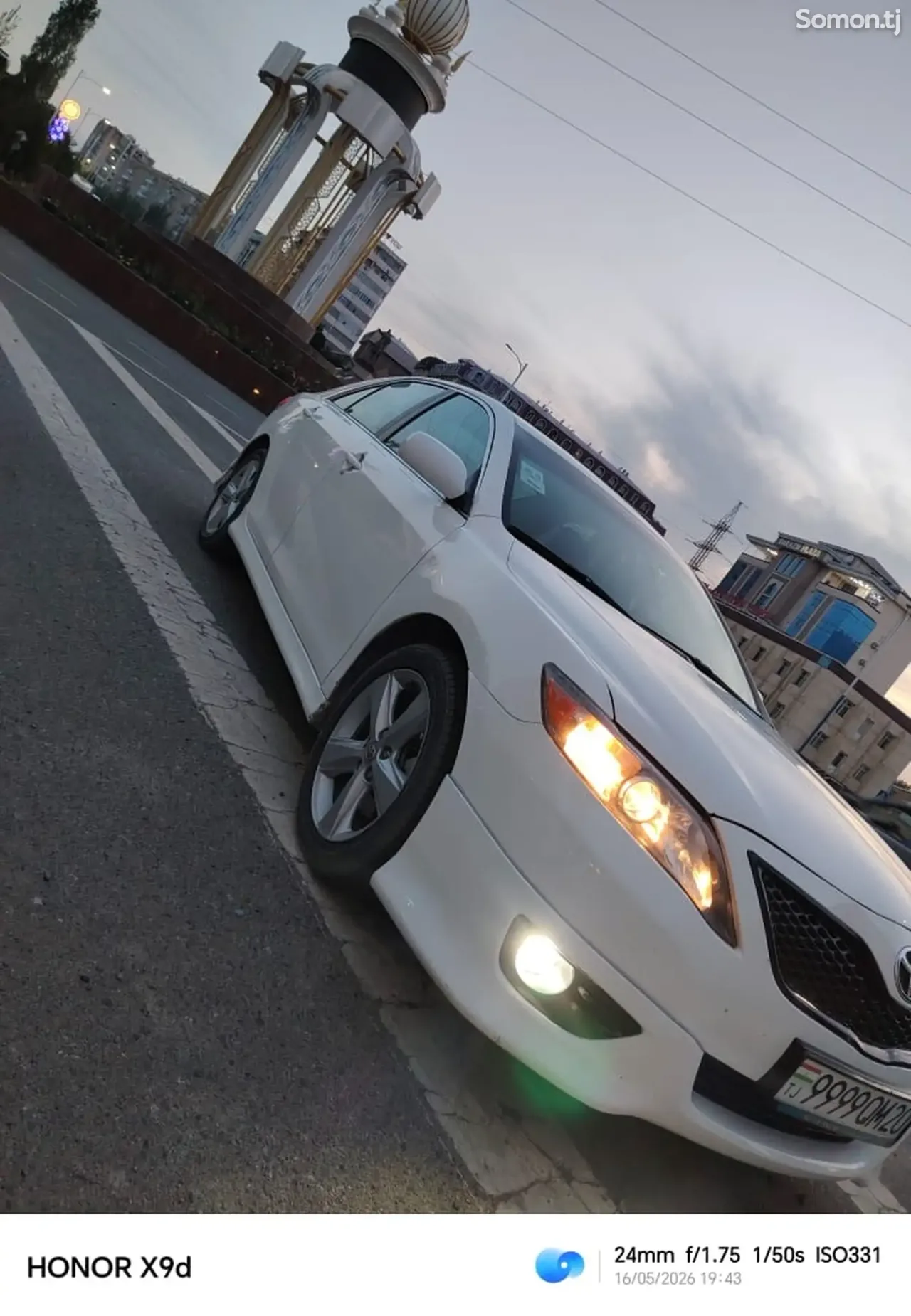 Toyota Camry 2011 · 2.5 AT