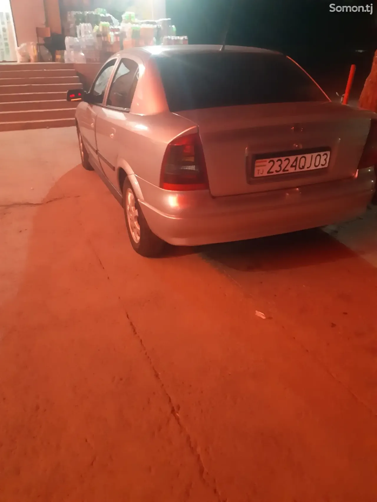 Opel Astra G 1999 · 1.6 MT