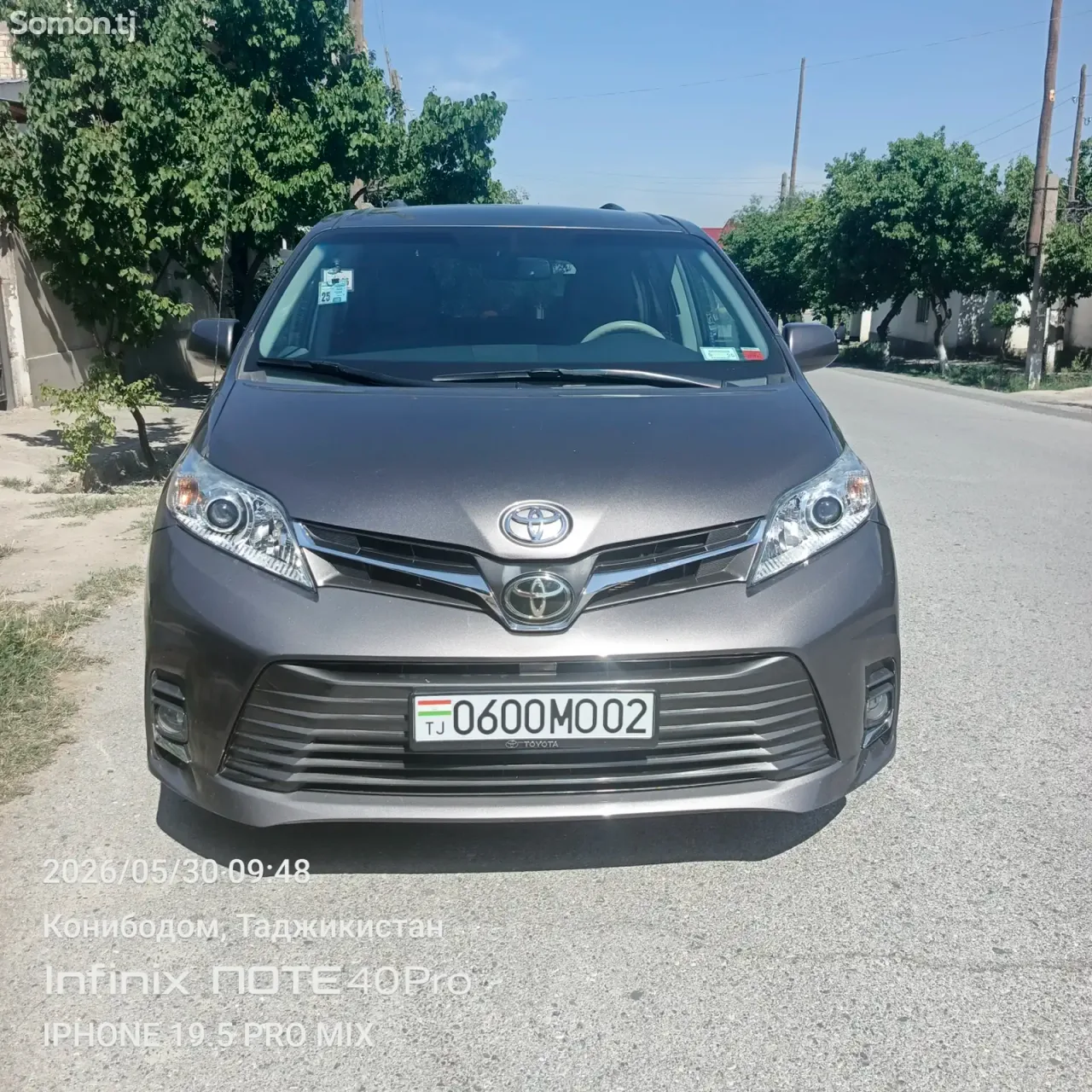 Toyota Sienna 2014 · 3.5 AT