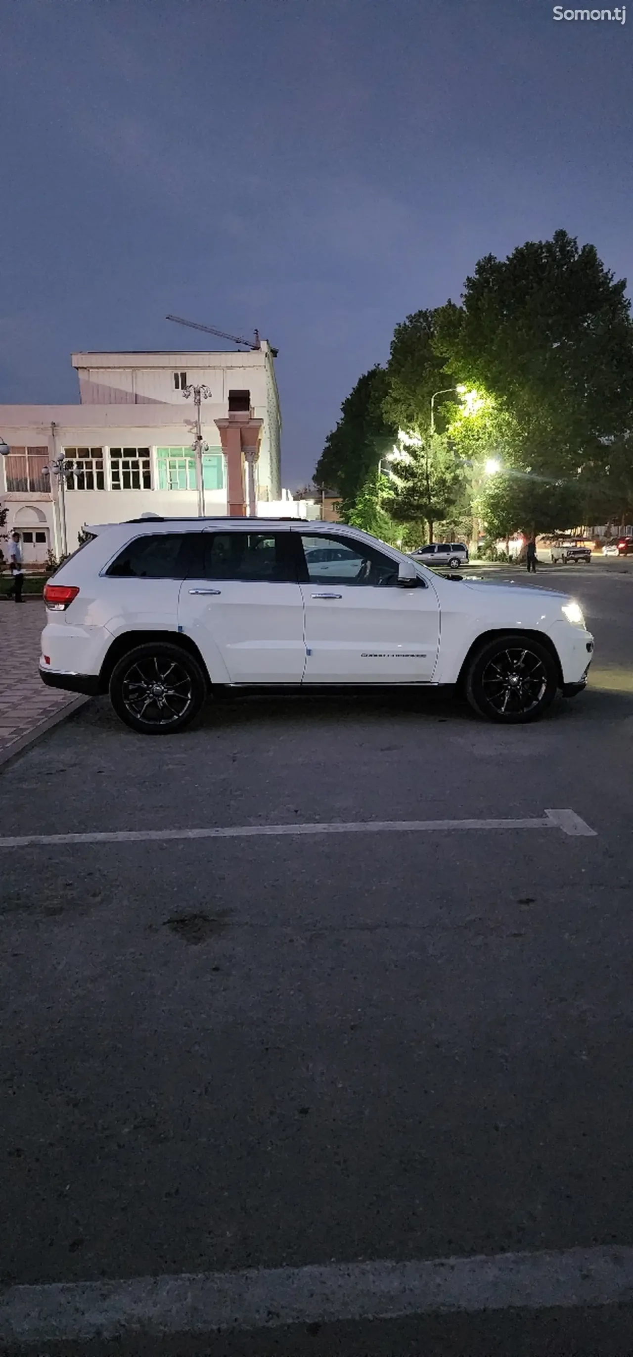 Jeep Grand Cherokee 2014 · 3.0 AT