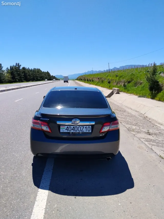 Toyota Camry 2011 · 2.5 AT