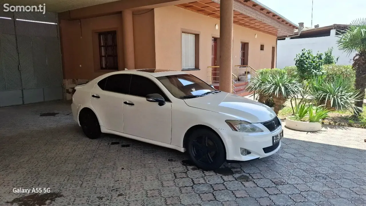 Lexus IS series 2007 · 2.5 AT