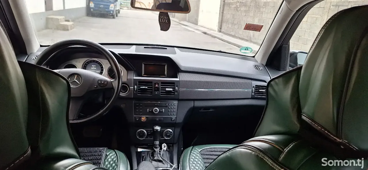 Mercedes-Benz GLK class 2011 · 2.2 AT