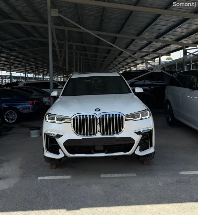 BMW X7 2021 · 3.0 AT