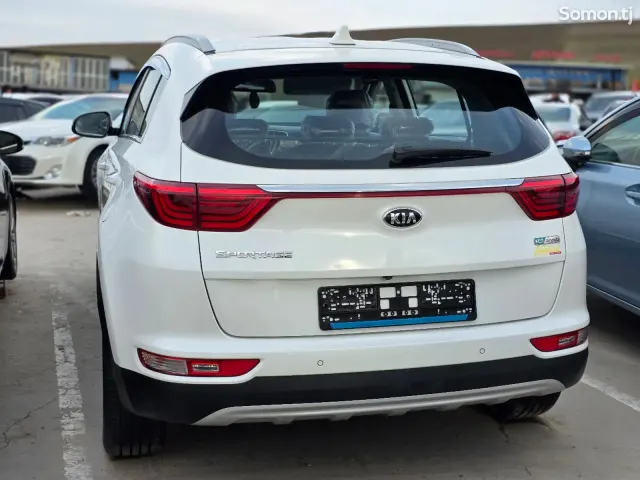 Kia Sportage 2016 · 2.0 AT