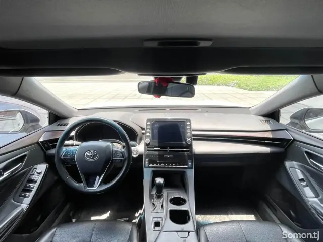 Toyota Avalon 2019 · 2.0 AT