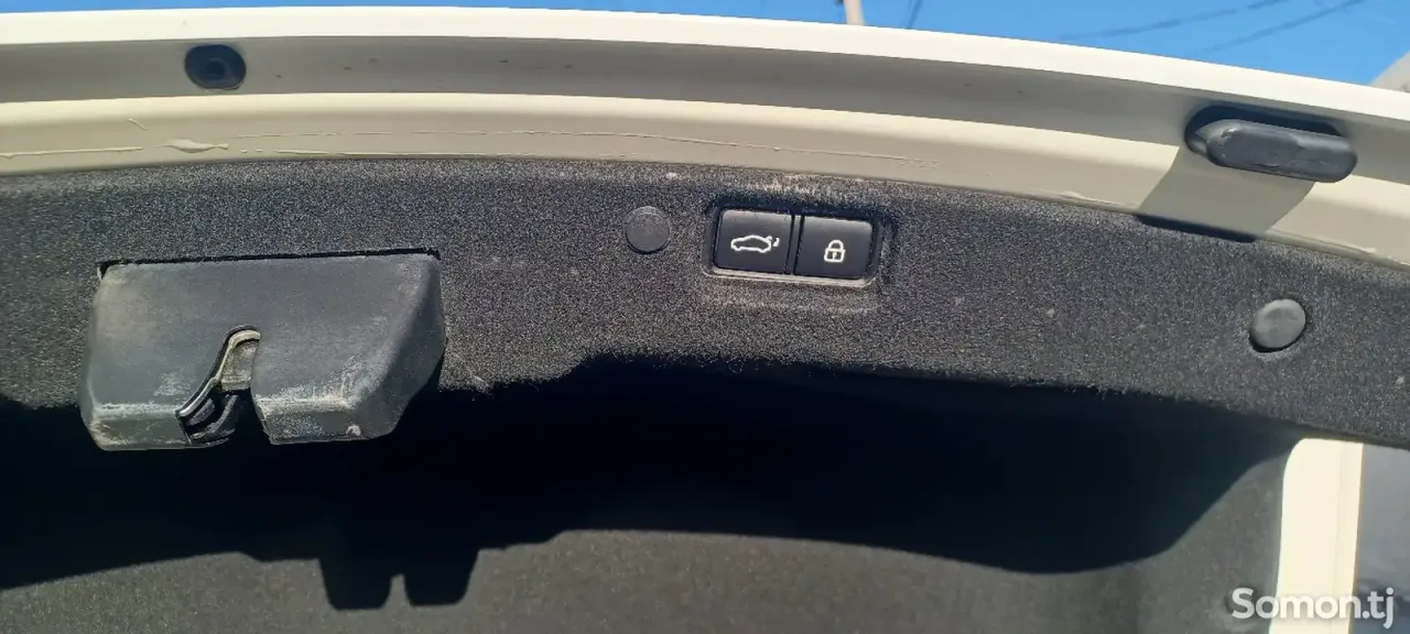 Kia K7 2017 · 3.0 AT