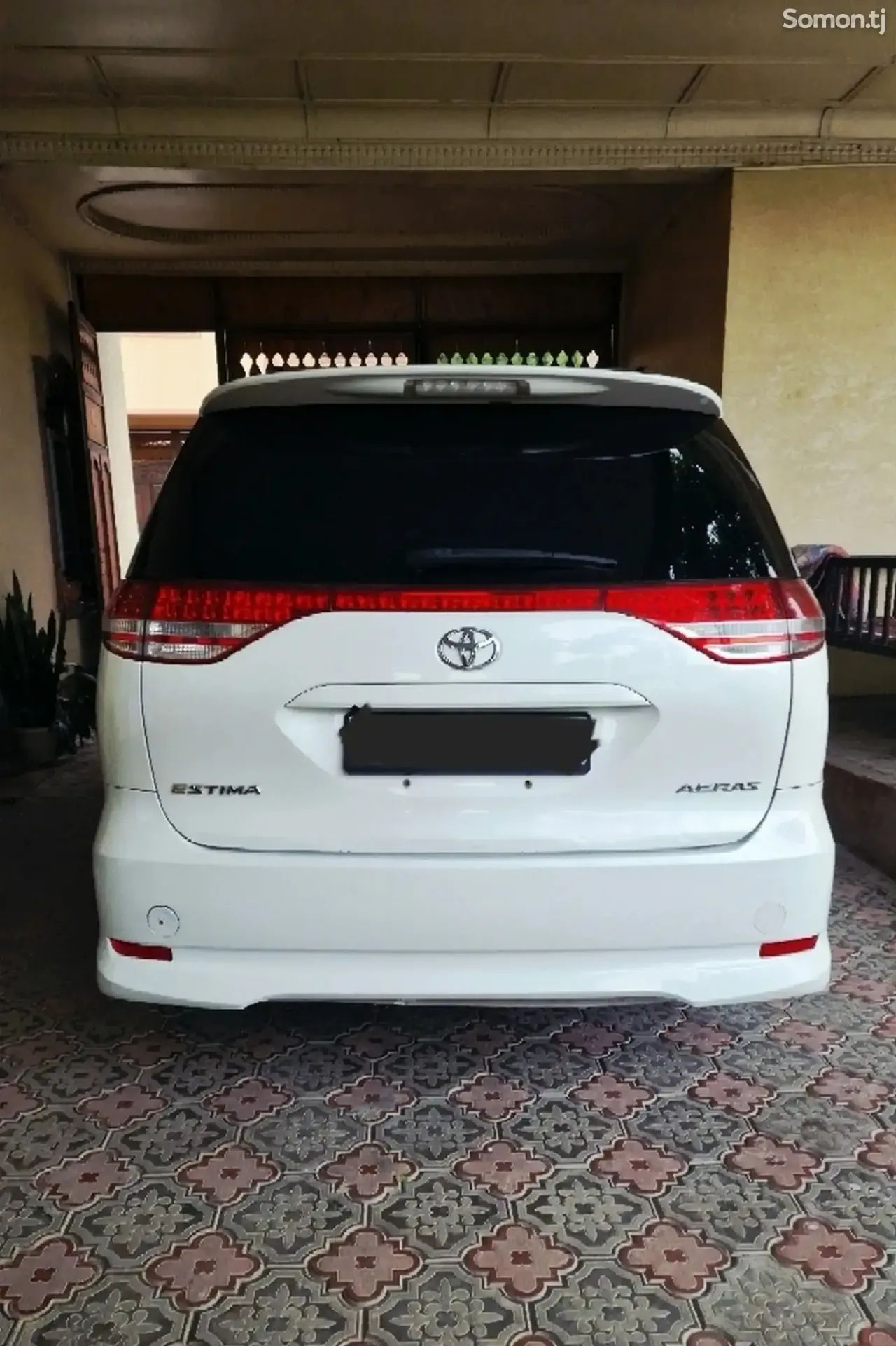 Toyota Estima 2007 · 2.4 CVT