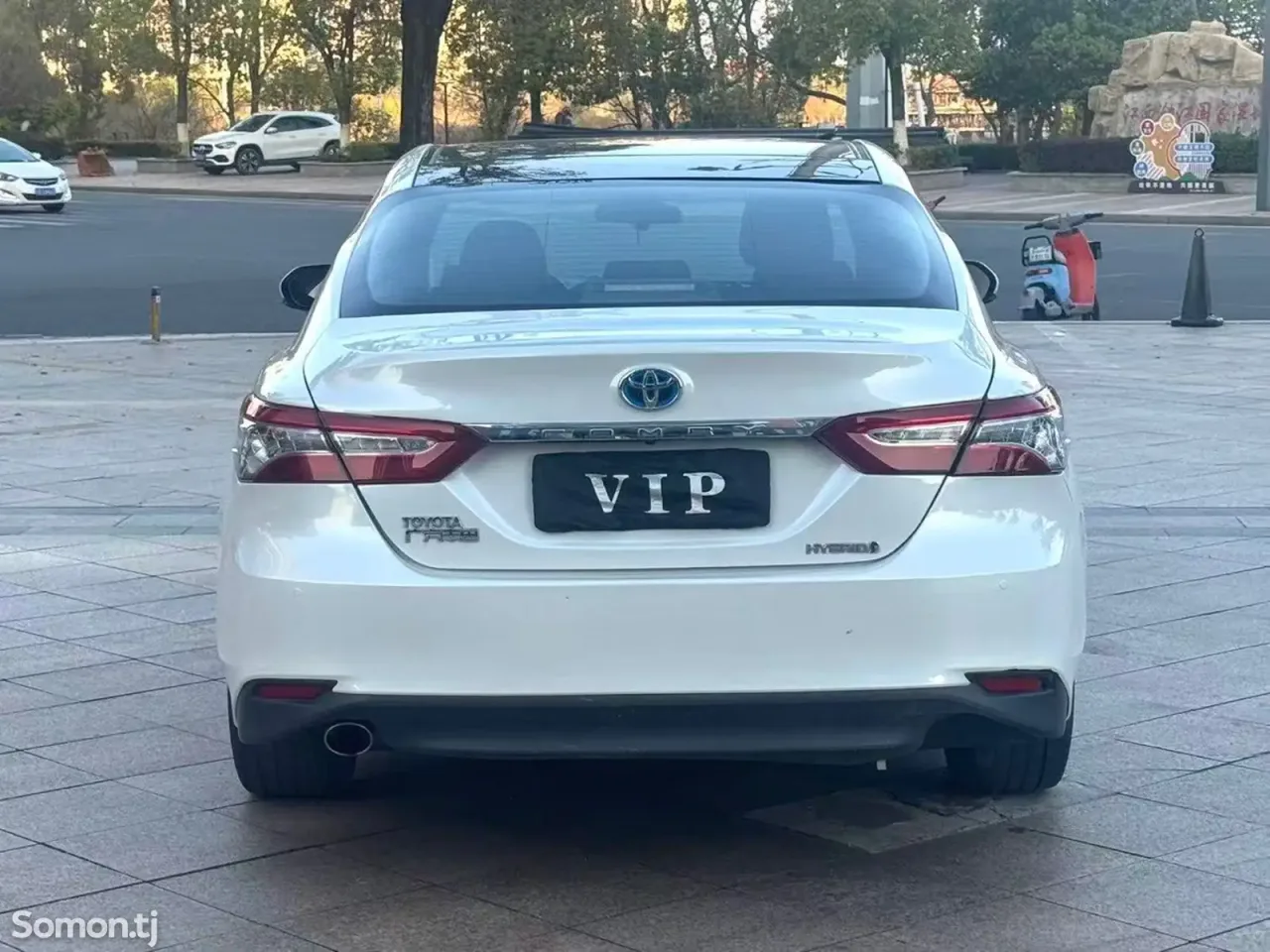 Toyota Camry 2019 · 2.5 AT