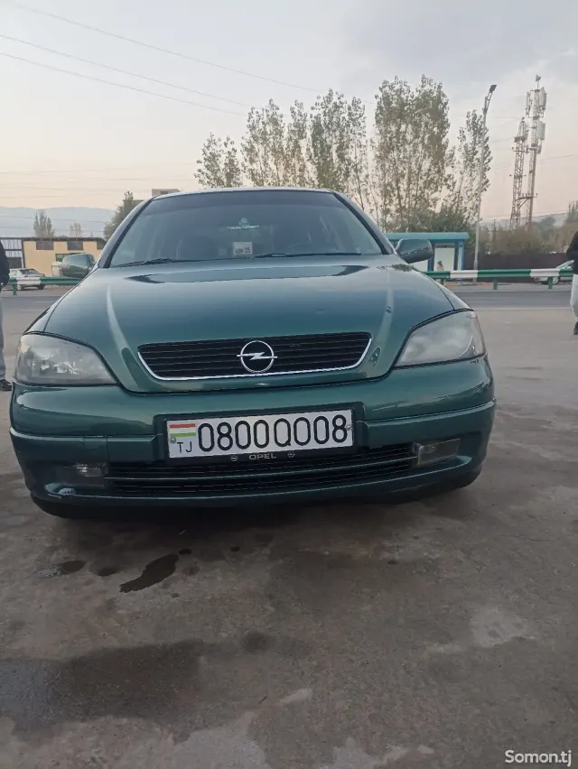 Opel Astra G 2001 · 1.6 MT
