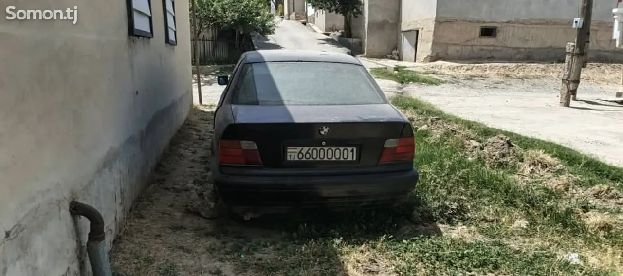 BMW 3 series 1994 · 1.8 MT