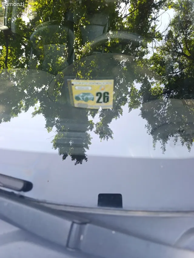 Hyundai Sonata 2011 · 2.0 AT